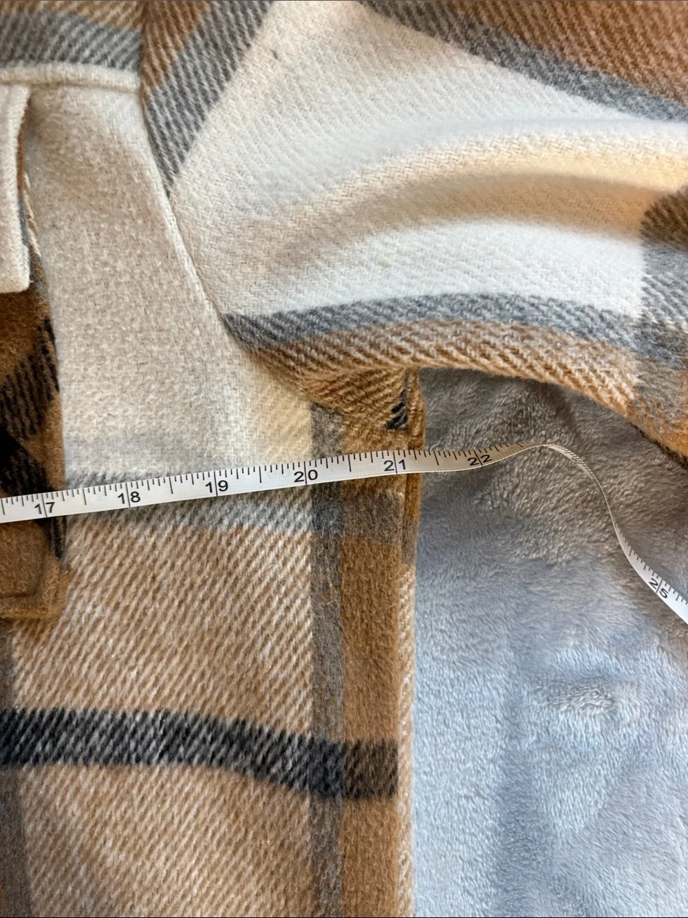 Plaid Button-Front Shacket Jacket - Cream & Tan